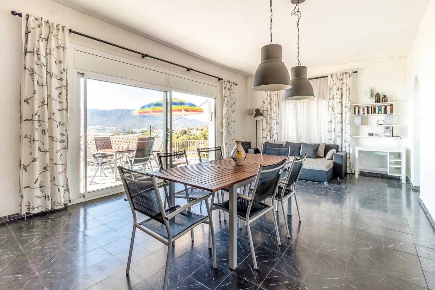 Cap Ras 01 Apartamento Con Terraza Y Vistas ชีโรนา ภายนอก รูปภาพ
